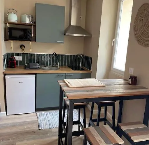 Daire Au Bord De L'eau Saint-Seurin-de-Bourg